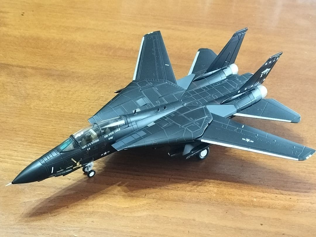 センチュリーウイングスF-14 トムキャット 1/72 ブラックモデル