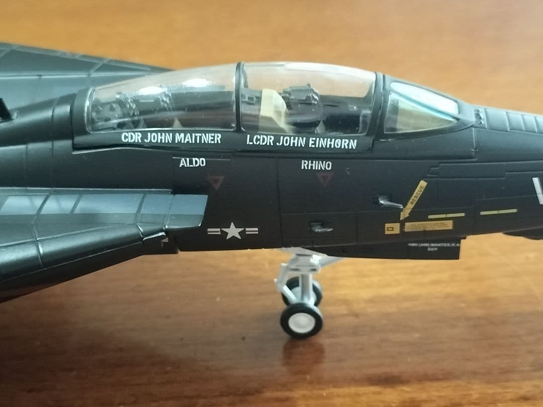 センチュリーウイングスF-14 トムキャット 1/72 ブラックモデル