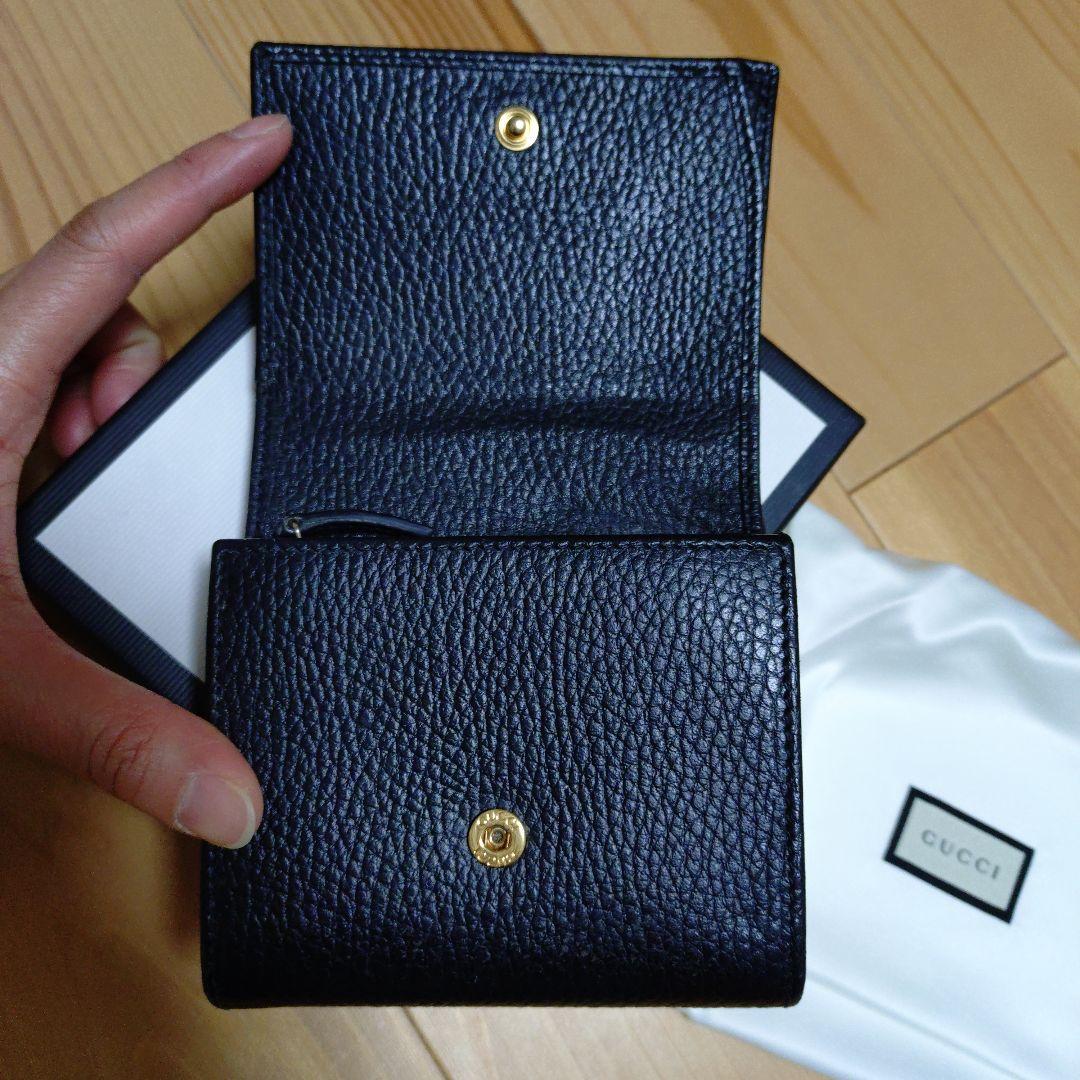 GUCCI ブラック 二つ折り財布 GG
