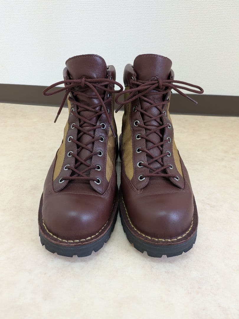 ​【極美品・元箱付】ダナーフィールド US9.5 (27.5cm)