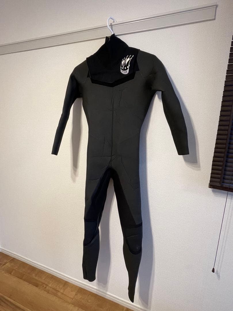 FUTURE セミドライスーツ 黒　All3mm メンズ　Lサイズ