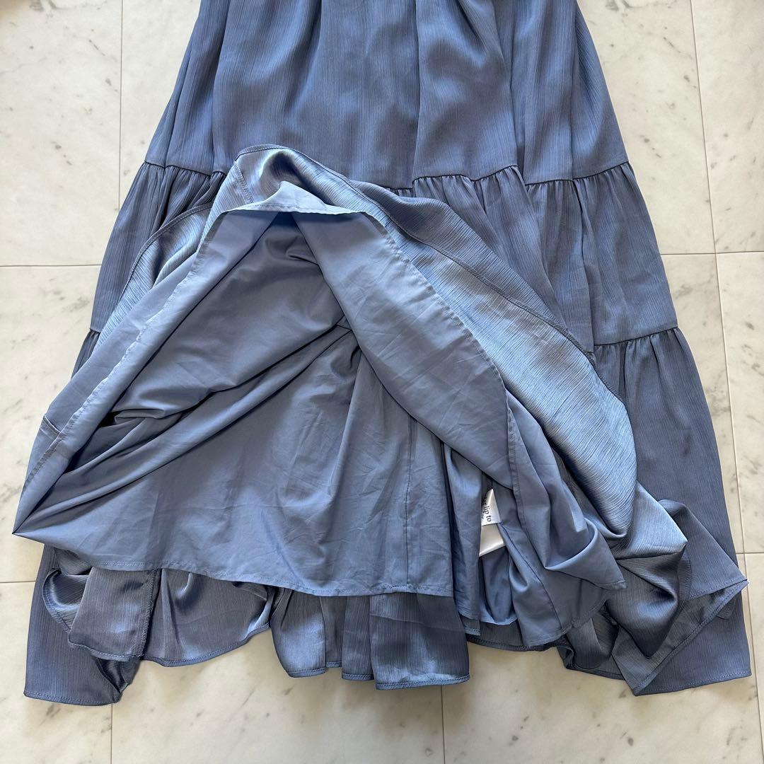 ワンピース herlipto Back Ribbon Tiered Satin Dress