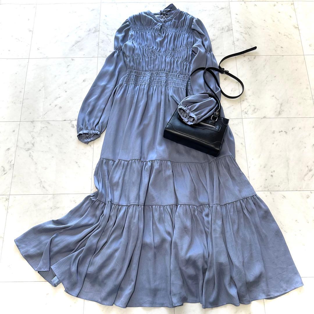 ワンピース herlipto Back Ribbon Tiered Satin Dress