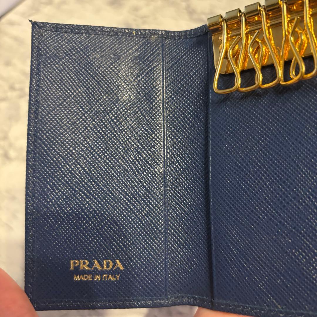 n*7様 PRADA ネイビー レザー キーケース　プラダ