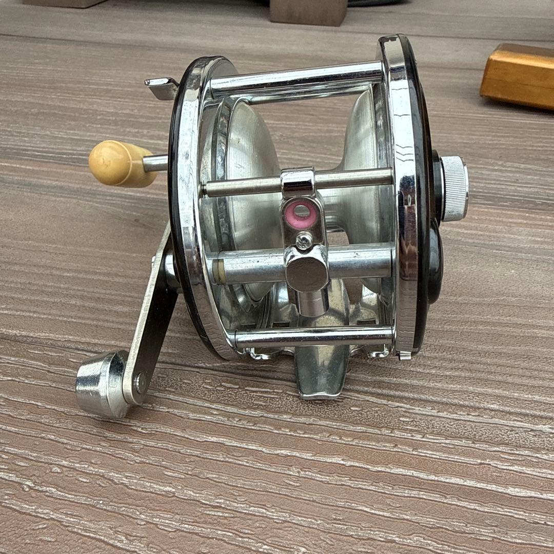 Daiwa Ocean Star 500 両軸リール　ダイワ