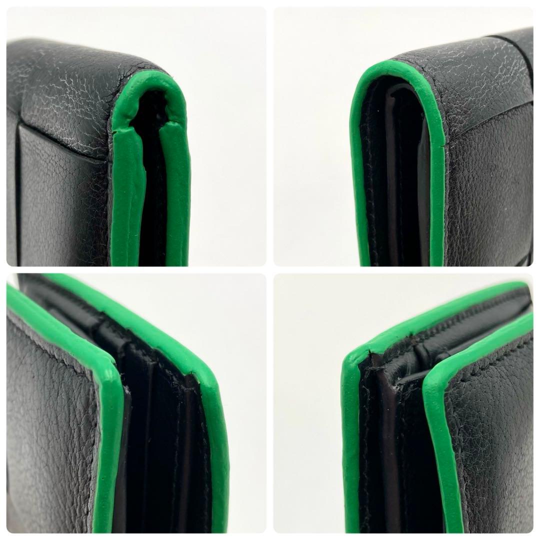 廃人✨ボッテガヴェネタ カセット 二つ折り財布 レザー 黒×緑 小銭入れ有