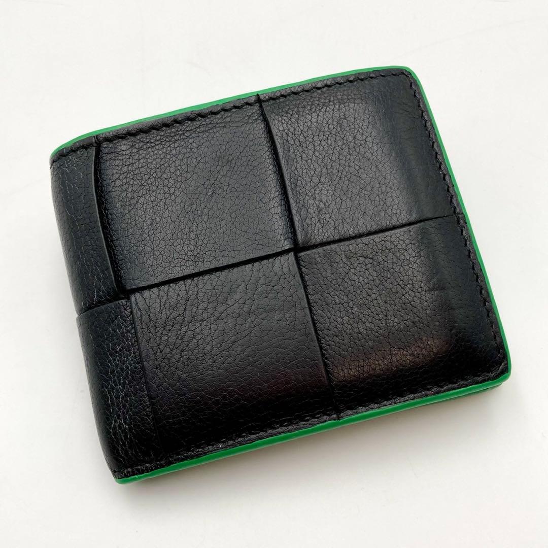 廃人✨ボッテガヴェネタ カセット 二つ折り財布 レザー 黒×緑 小銭入れ有