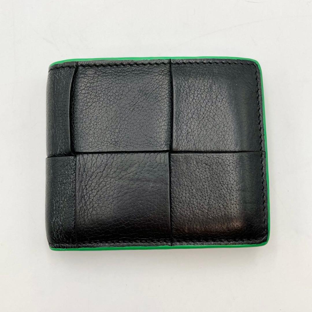 廃人✨ボッテガヴェネタ カセット 二つ折り財布 レザー 黒×緑 小銭入れ有