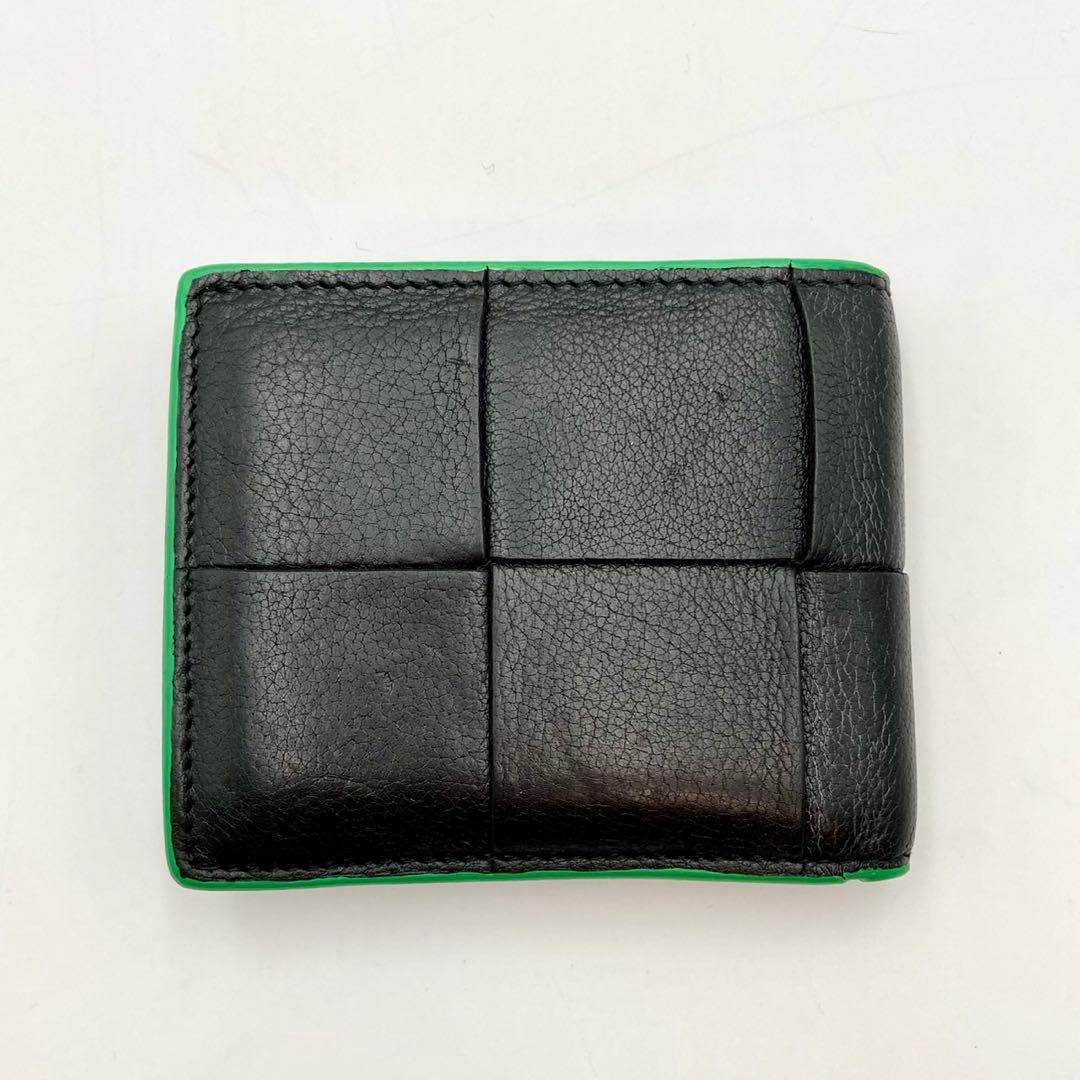 廃人✨ボッテガヴェネタ カセット 二つ折り財布 レザー 黒×緑 小銭入れ有