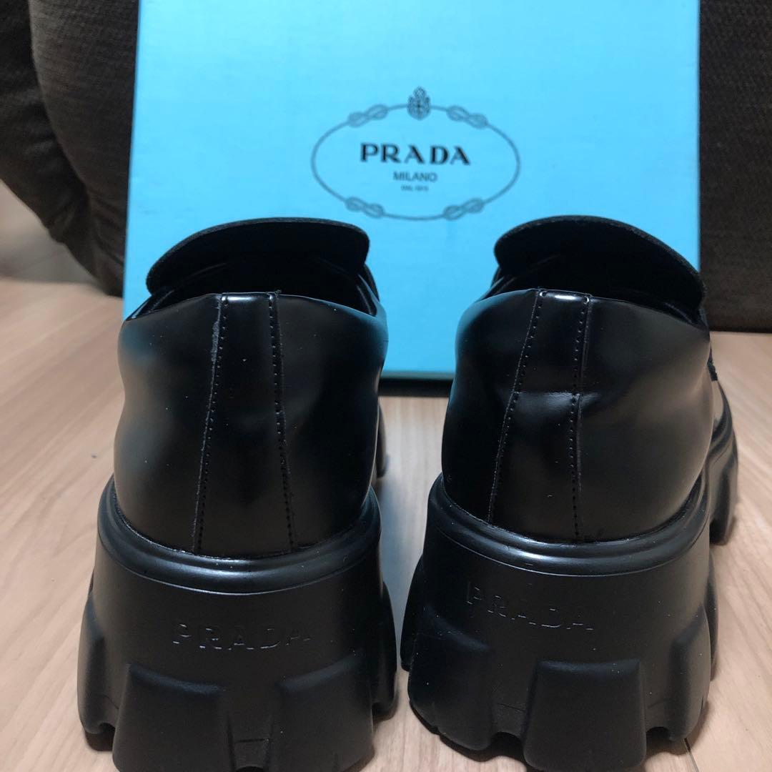 PRADA ブラックレザー ローファー 厚底 中古品