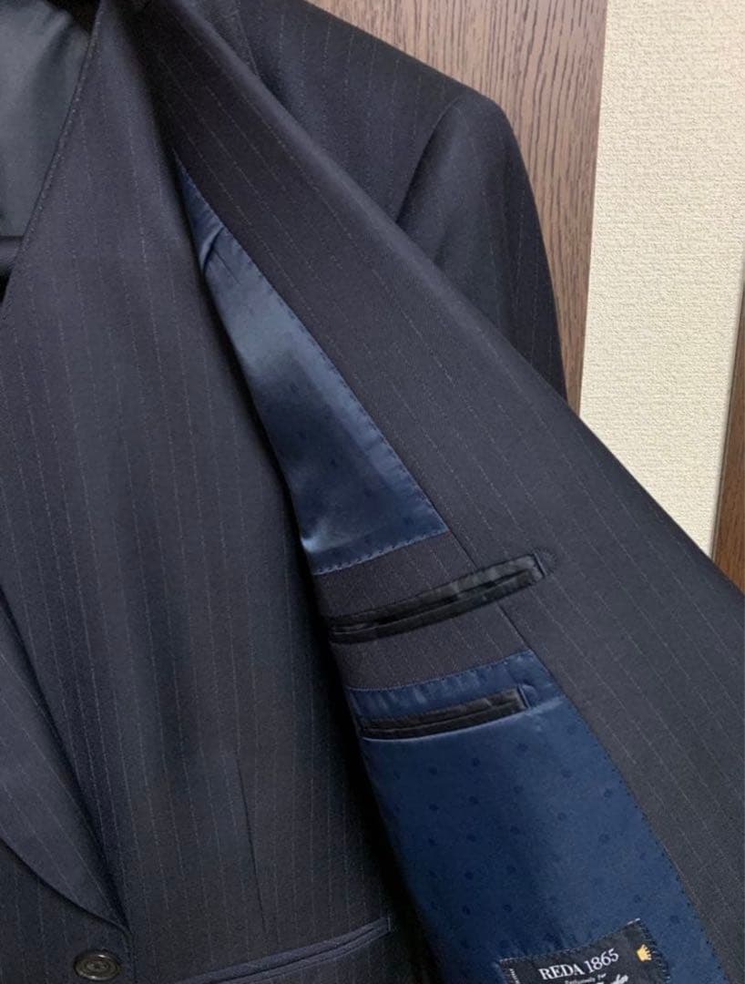 専用A6新品未使用！イタリアREDAウール100%ネイビー3ピーススーツ！
