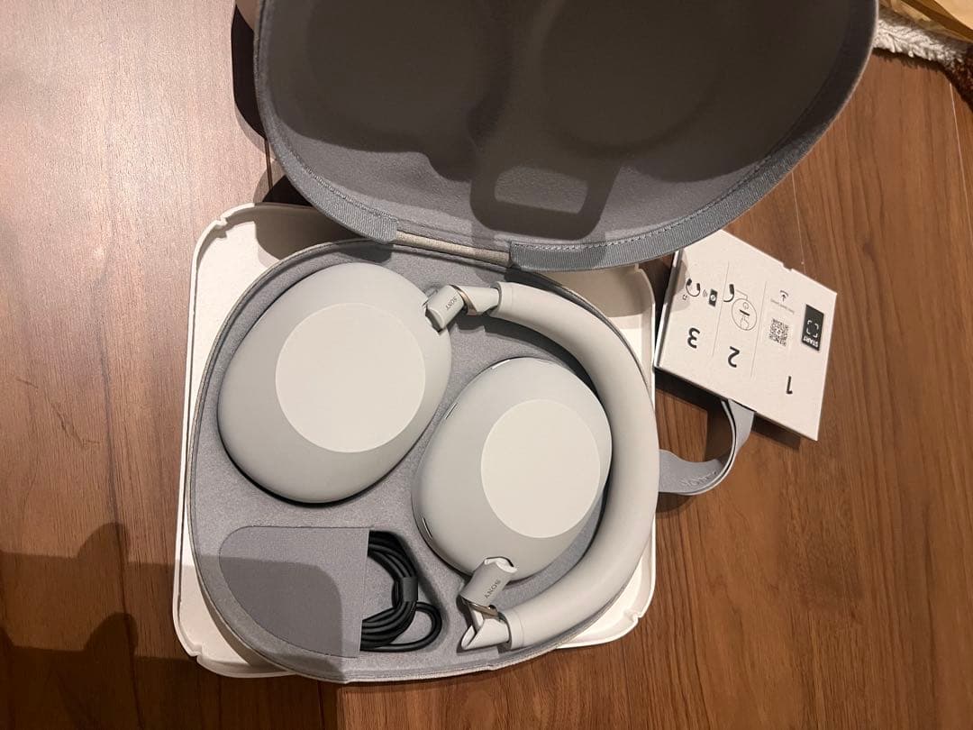 【新品】SONYワイヤレスノイキャンステレオヘッドセットWH-1000XM6