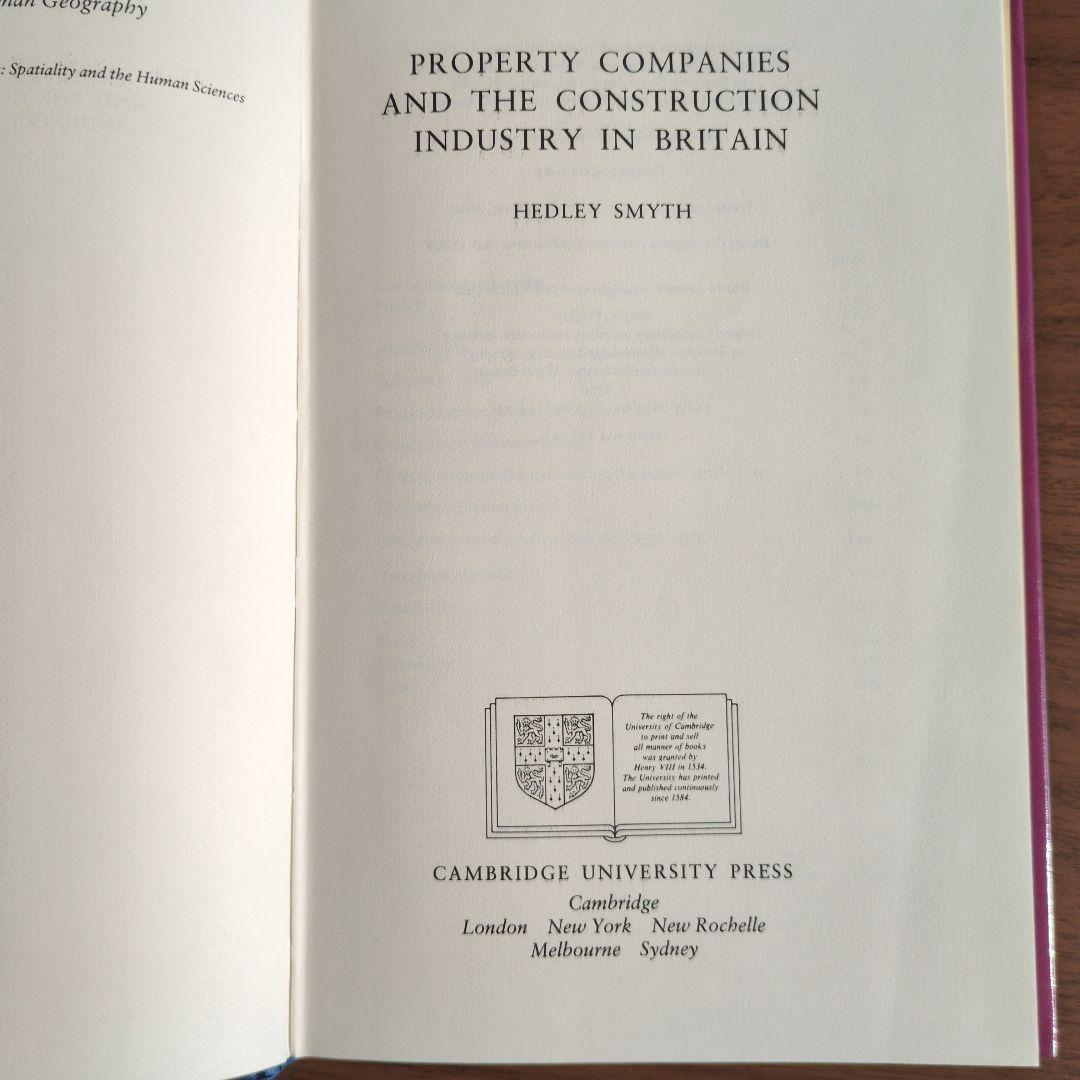 洋書 Property companies and the construction