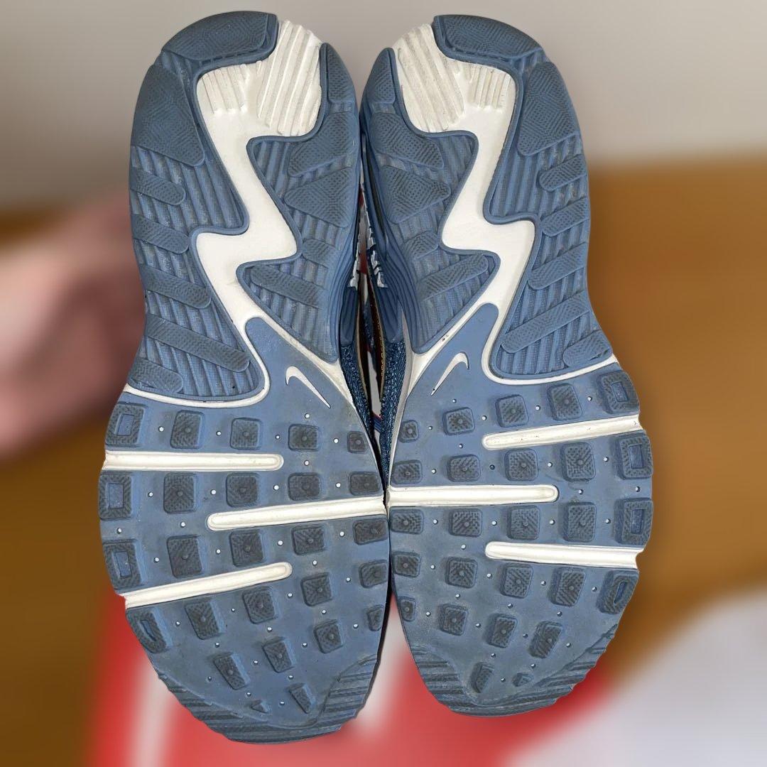 秋りんご　ナイキ　スニーカー　デニム