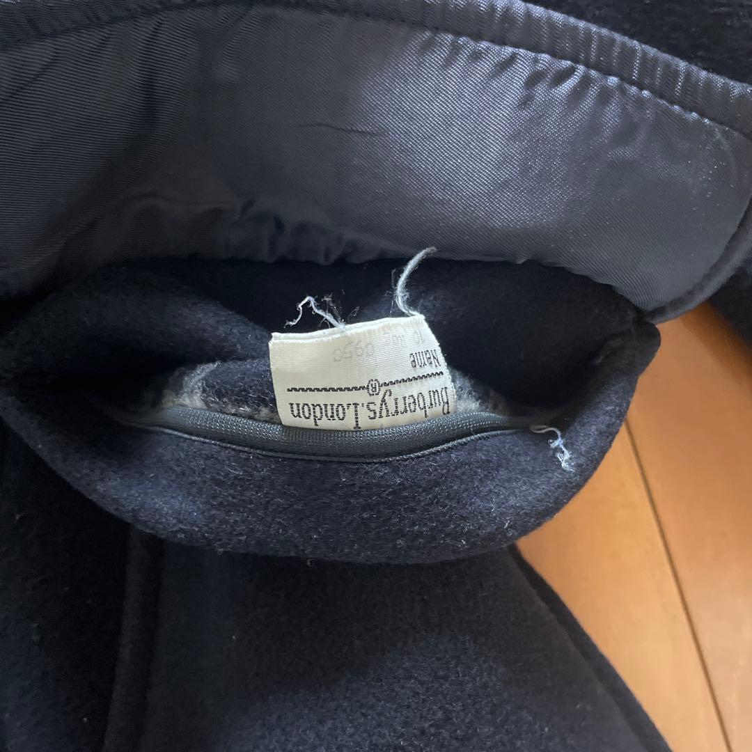 BURBERRYバーバリーのダッフルコート 裏地ノバチェック柄