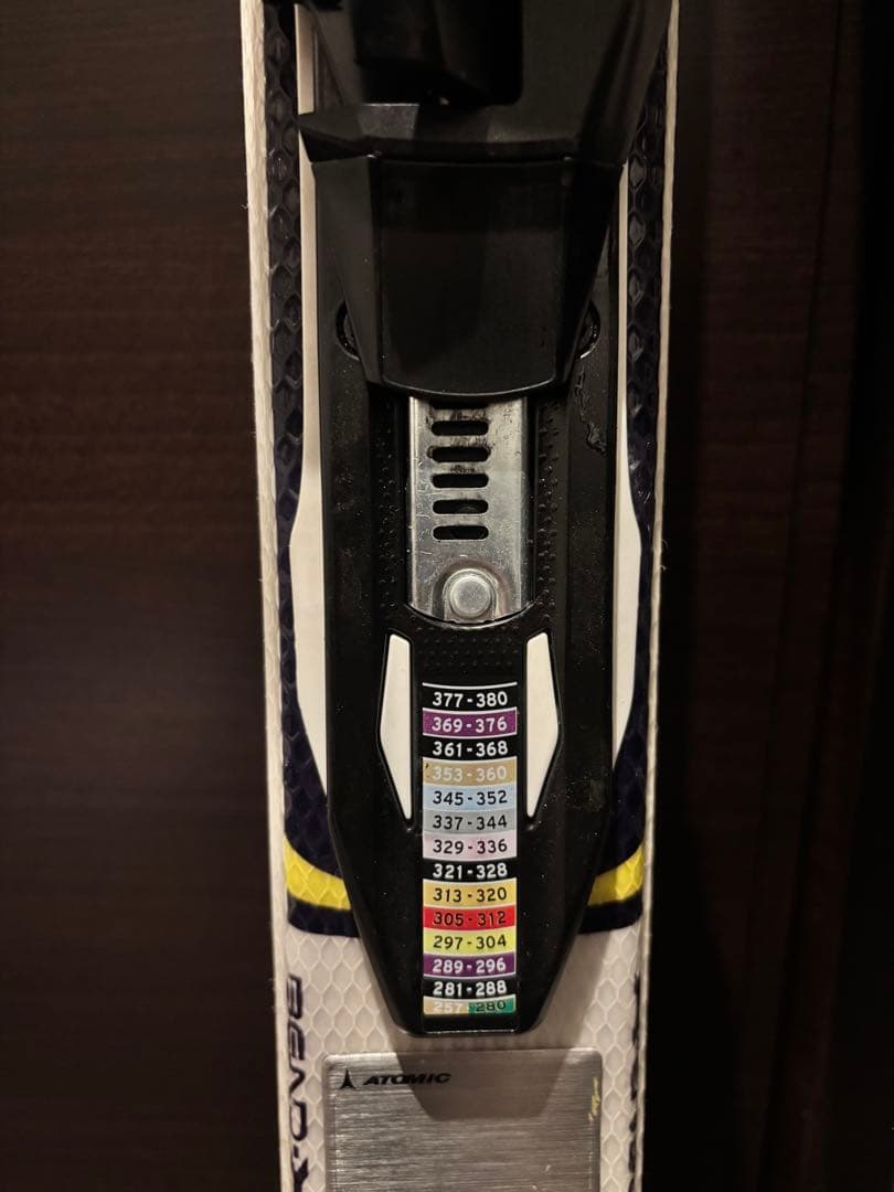 ATOMIC 【140cm 】スキー板【美品】ATOMICポール　ブーツセット