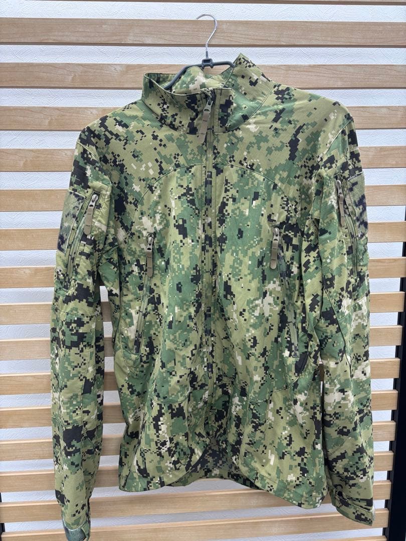 米軍　Patagonia AOR2デジタルカモ　 level 5 　上下セット