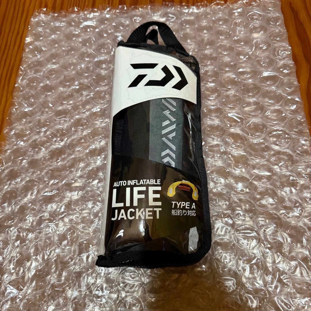 Daiwa 自動膨張ライフジャケット TYPE A