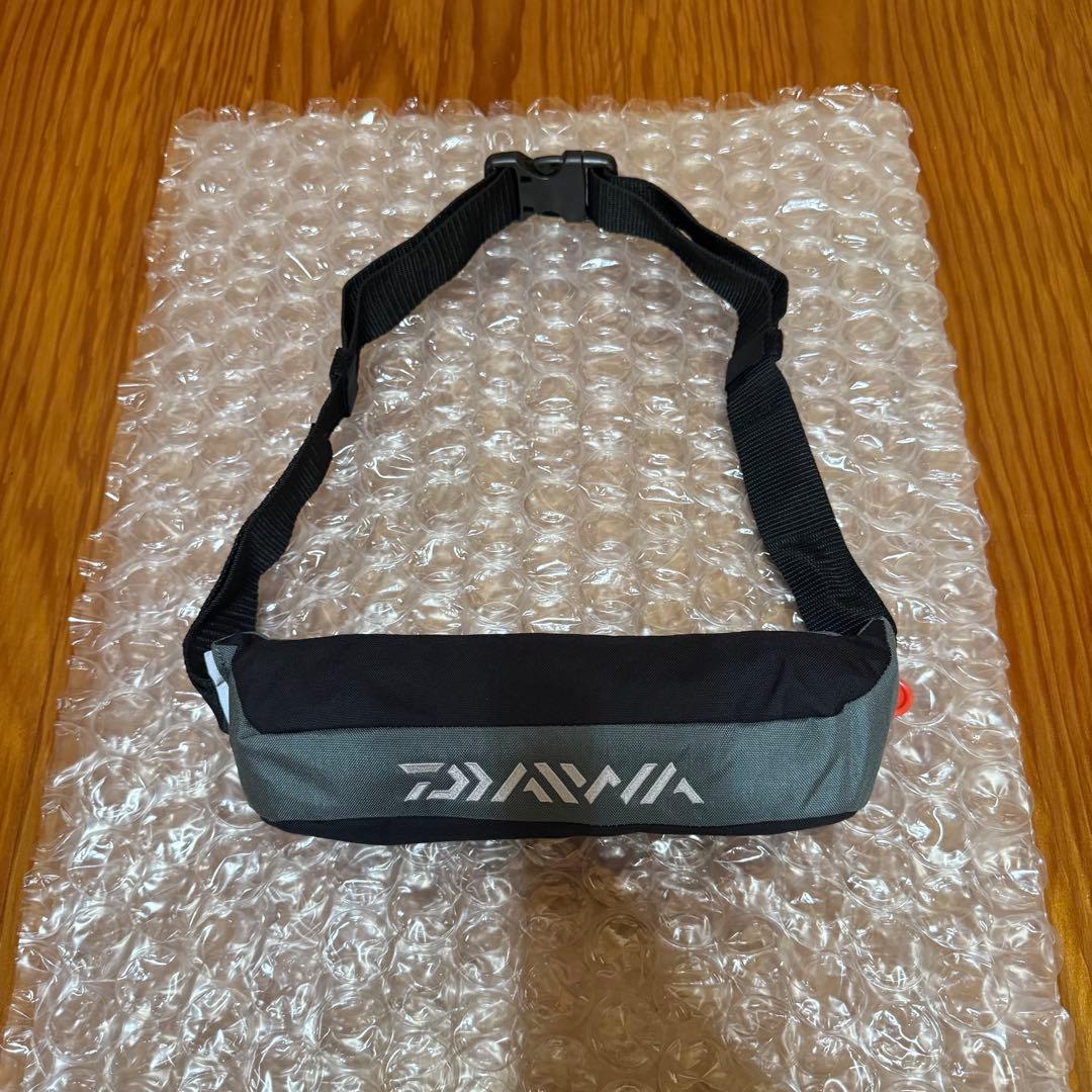 Daiwa 自動膨張ライフジャケット TYPE A