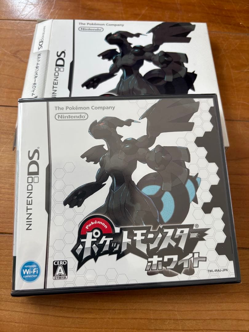 ニンテンドーDS ポケットモンスター ホワイト 内箱未開封品