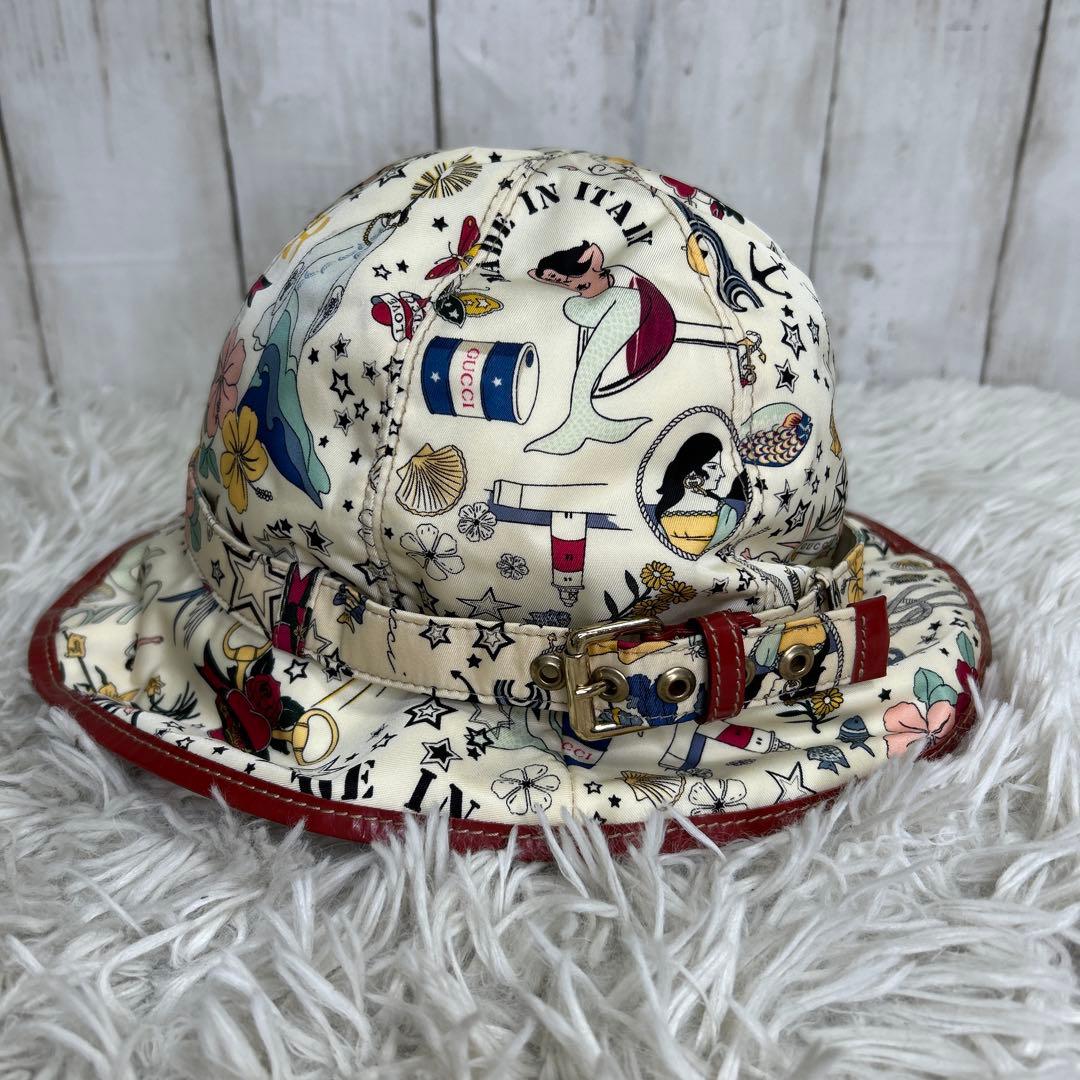 希少　GUCCI バケットハット　プリント　ビーチ　総柄　ホワイト　レッド　帽子