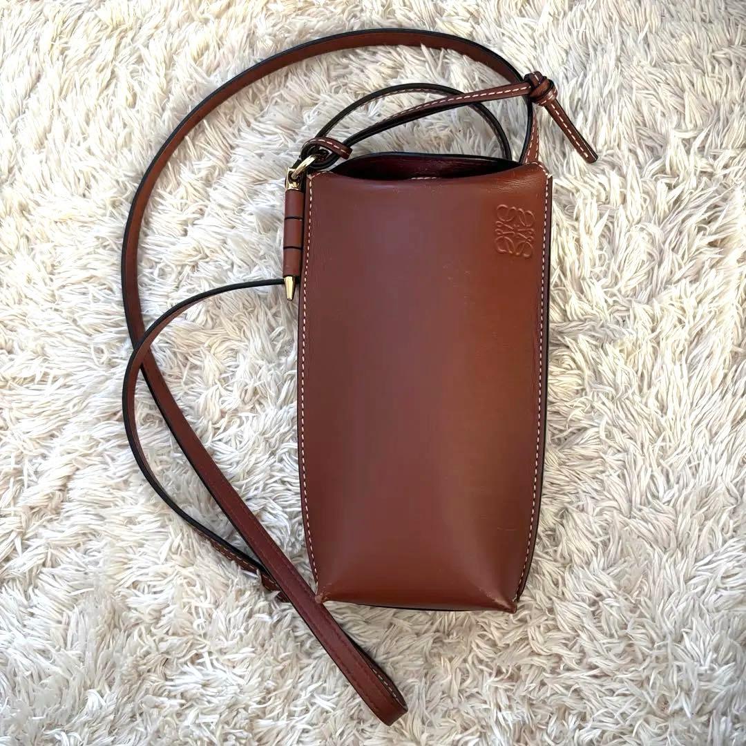 【LOEWE】ゲートポケット ブラウン ショルダーバッグ アナグラム