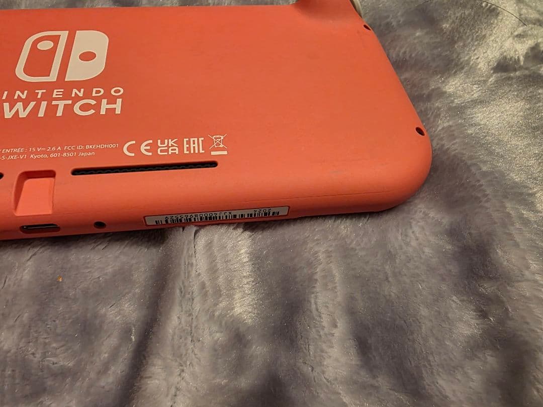 Switch ライト コーラル 2024