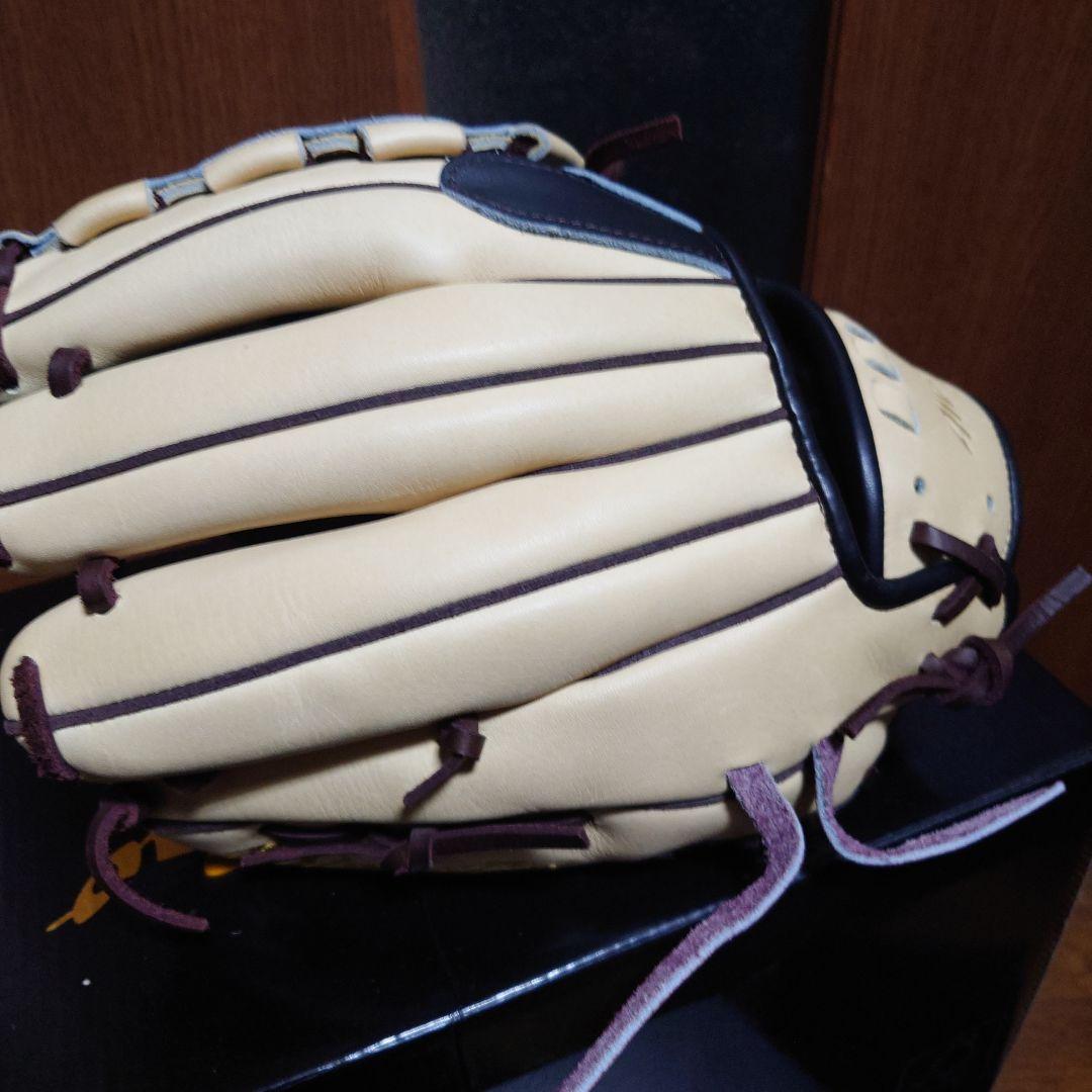 MizunoPro ORDER 軟式グローブ ブロンズ/黒　内野手用　小さめ。