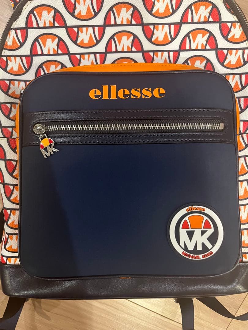 MICHAEL KORS✖️ellesse マルチカラー リュックコラボ 保存袋付