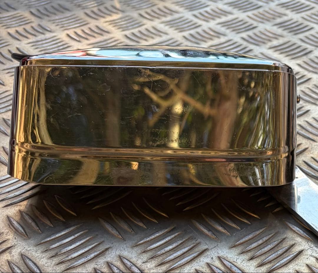 ＫＯＩＴＯ製　角フォグランプ　鏡面バイザー付き　2個組 デコトラ