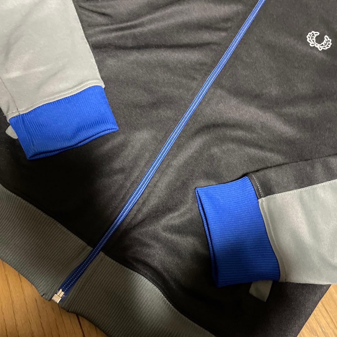 ポルトガル製　フレッドペリー　クレイジーパターン　トラックジャケット　ジャージ