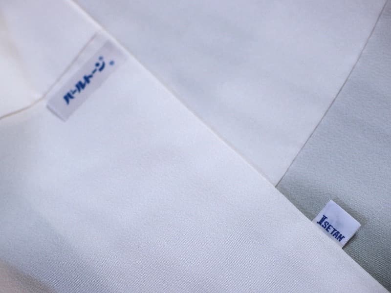 伊勢丹誂　染め小紋（花丸文）裄65,5　正絹美品