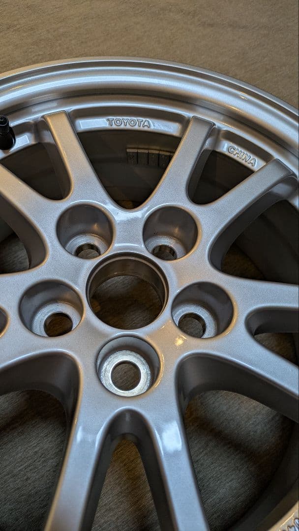 50プリウス 15インチ　純正 アルミホイール 4本セット新車外し