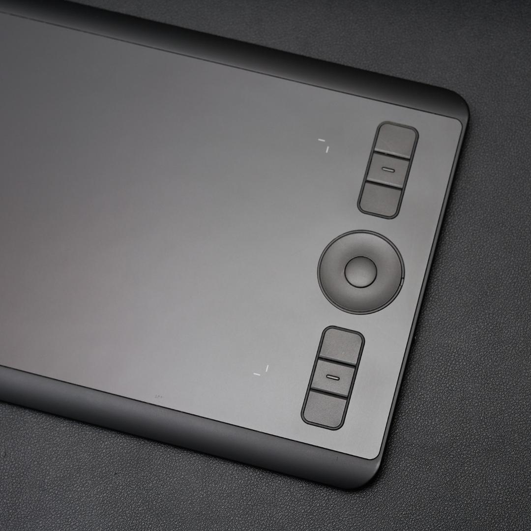 Wacom(ワコム) Intuos Pro Small PTH460K1D