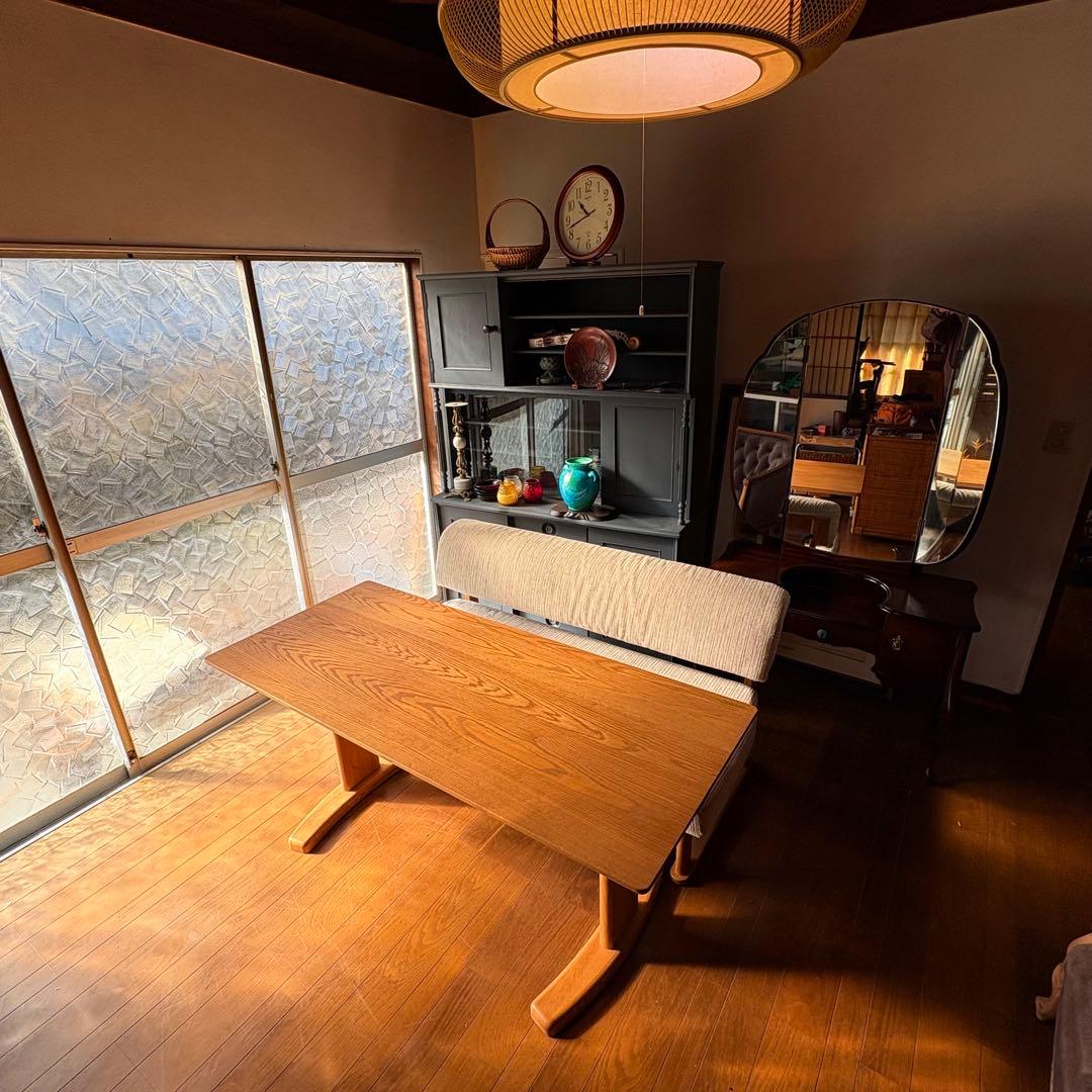 【NAGANOインテリア製・総無垢ダイニングテーブル】