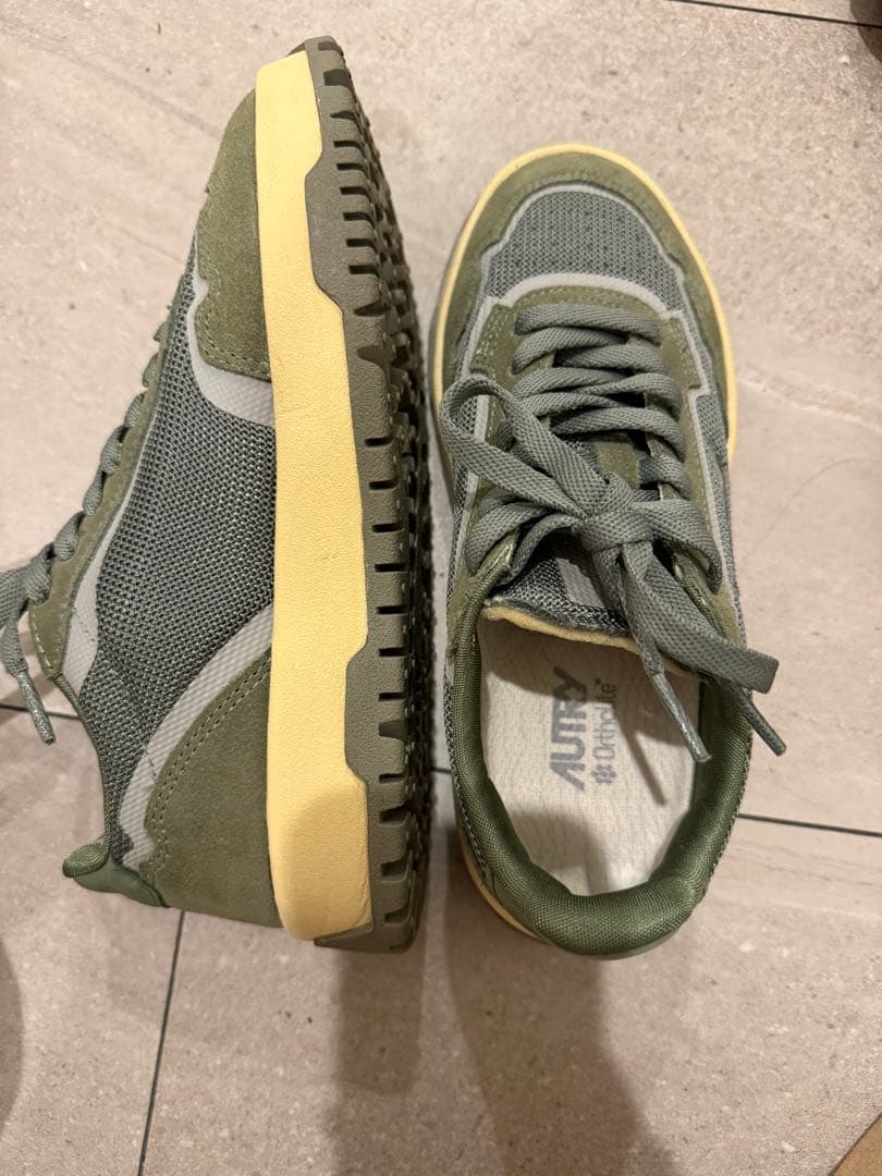 AUTRYのスニーカー