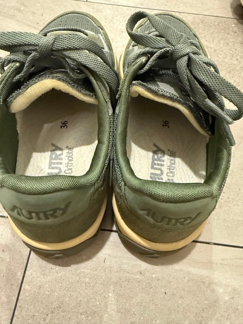 AUTRYのスニーカー