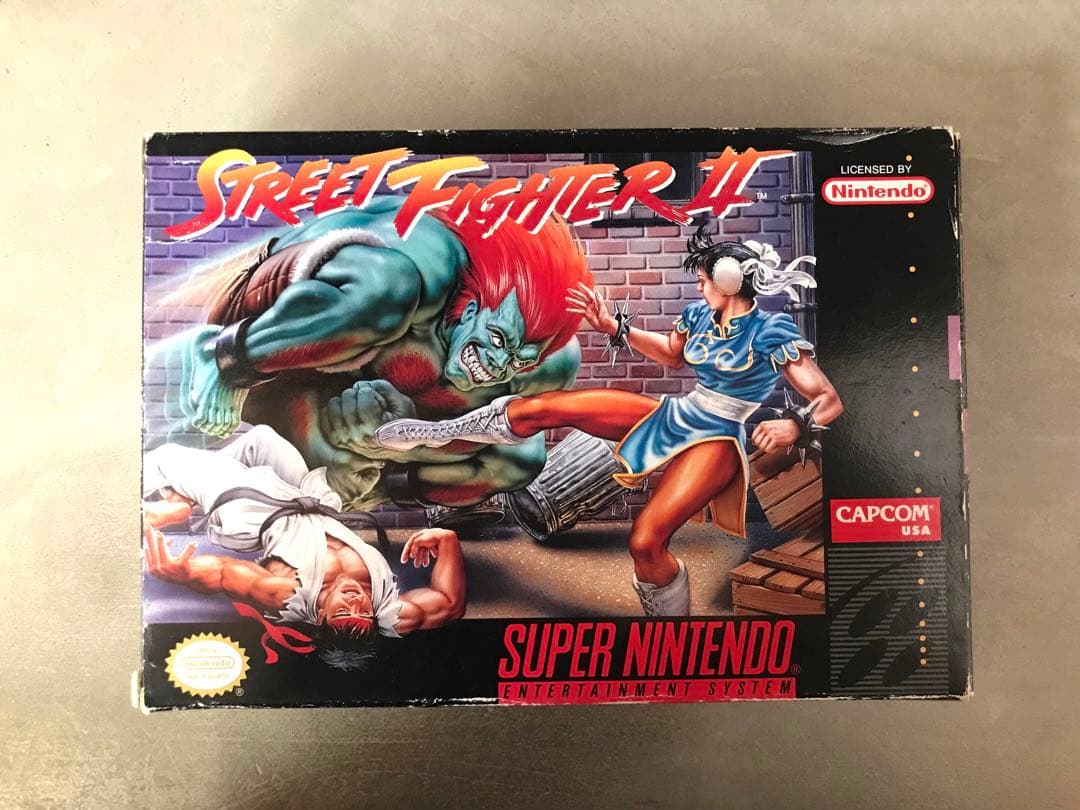 北米 ストリートファイター2 スーパーファミコン　レア(箱説つき)