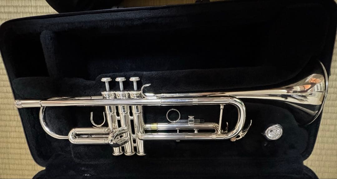 【最終値下げ】【美品】ヤマハ　トランペット　YTR-3335 シルバー