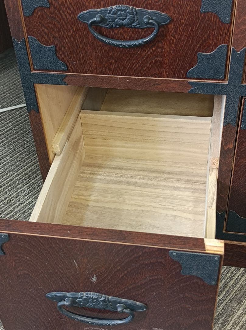 【オスカー】[八5427] 民芸調　階段箪笥　右下がり