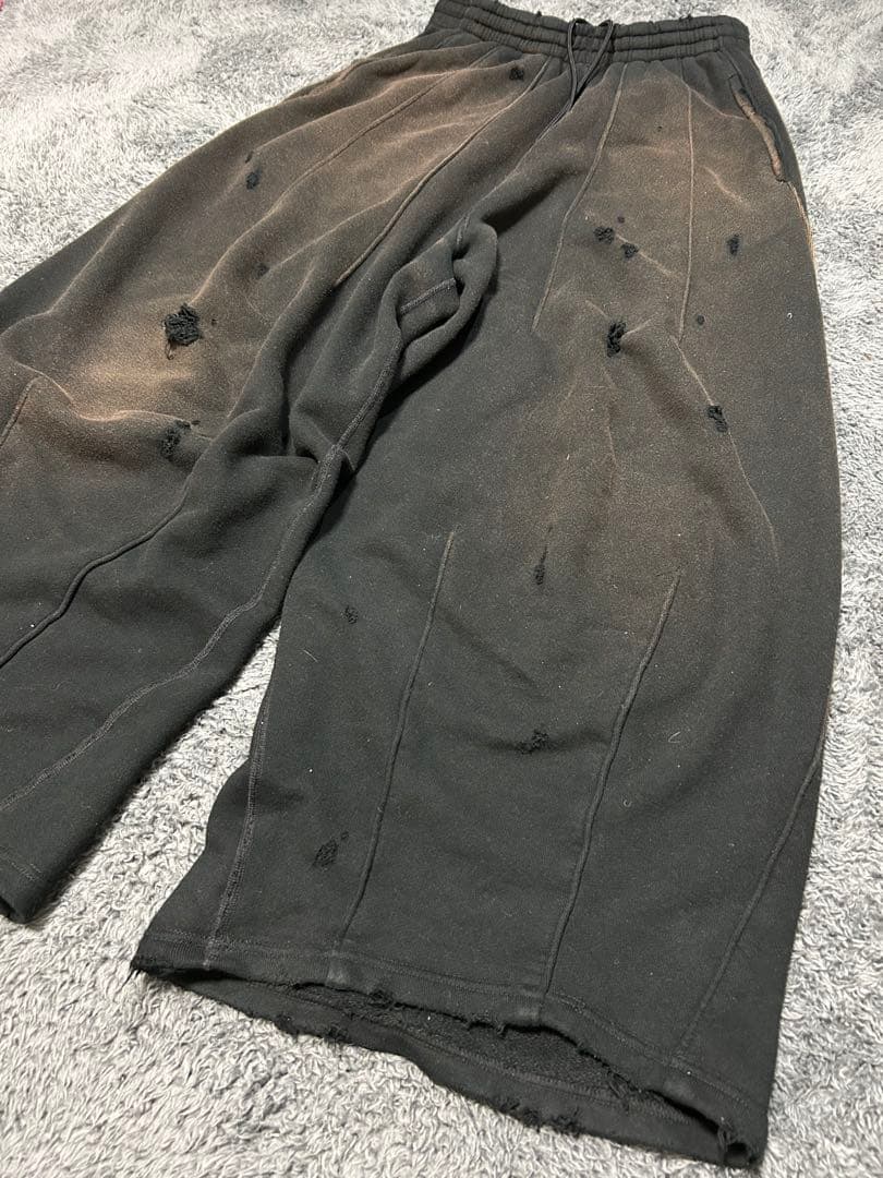 needlesスウェットパンツ　ヒザデル