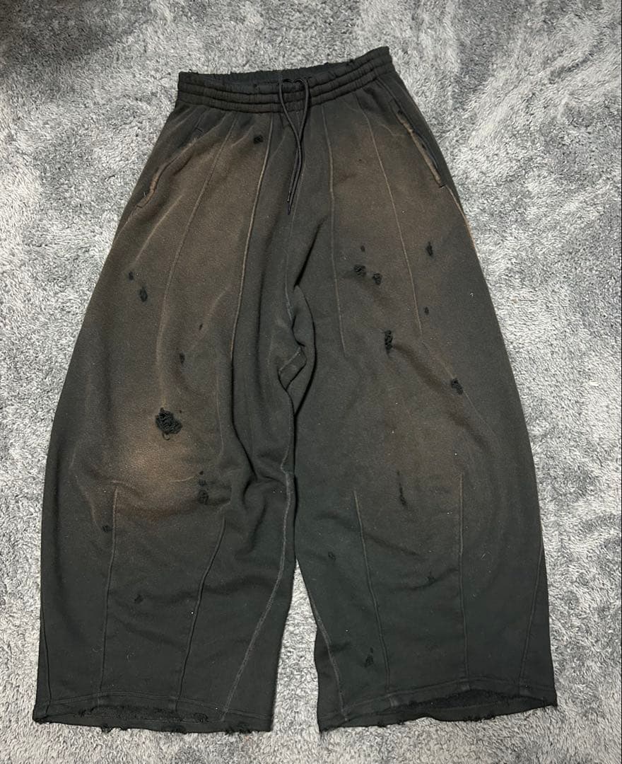 needlesスウェットパンツ　ヒザデル