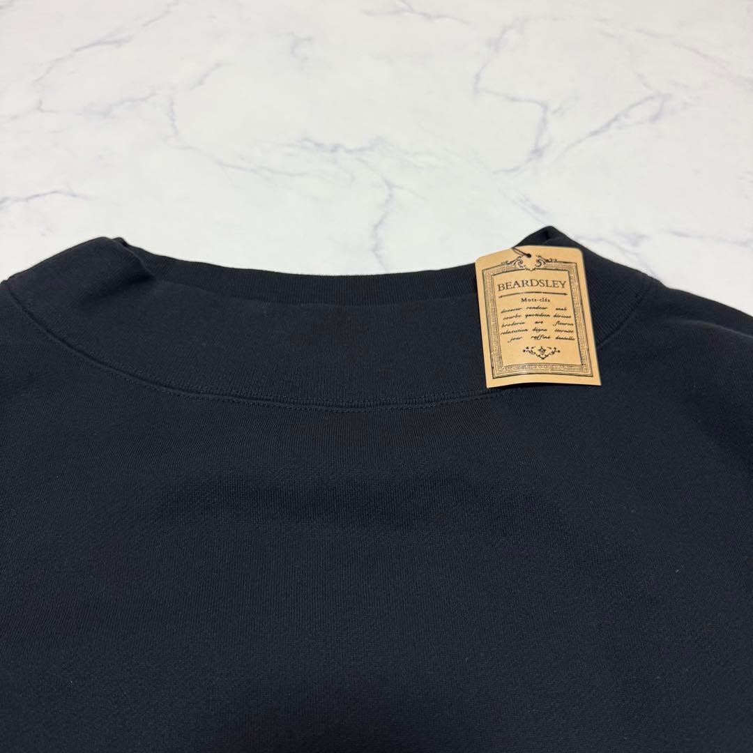 未使用タグ付き　25年　BEARDSLEY Ronde刺繍裏毛プルオーバー