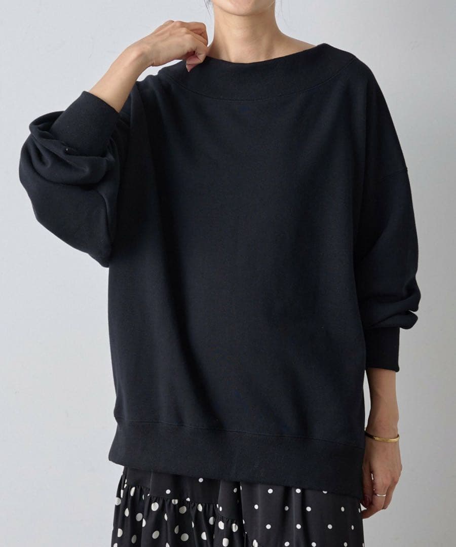 未使用タグ付き　25年　BEARDSLEY Ronde刺繍裏毛プルオーバー