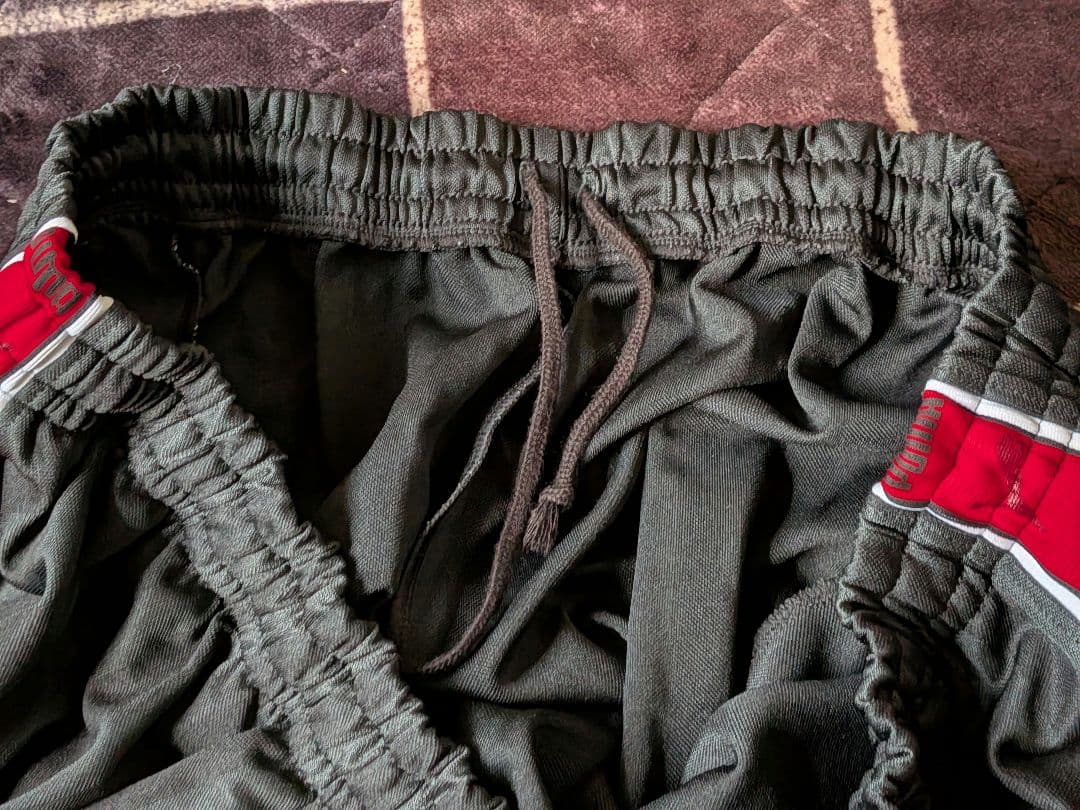 【希少 美品】プーマジャージ（プージャー）上下 6XOサイズ ブラック×レッド