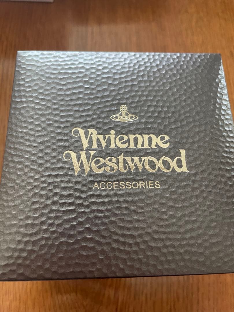 【猫ちゃん(はるか様)専用】Vivienne Westwood アナログ腕時計