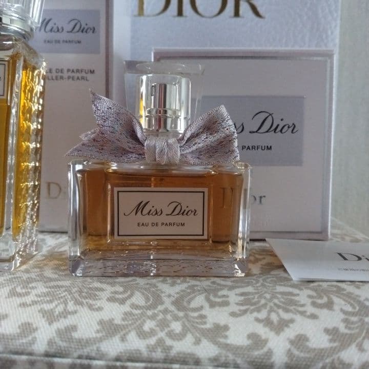 ミスディオール　オードゥ　パルファン　30mL 20mL セット