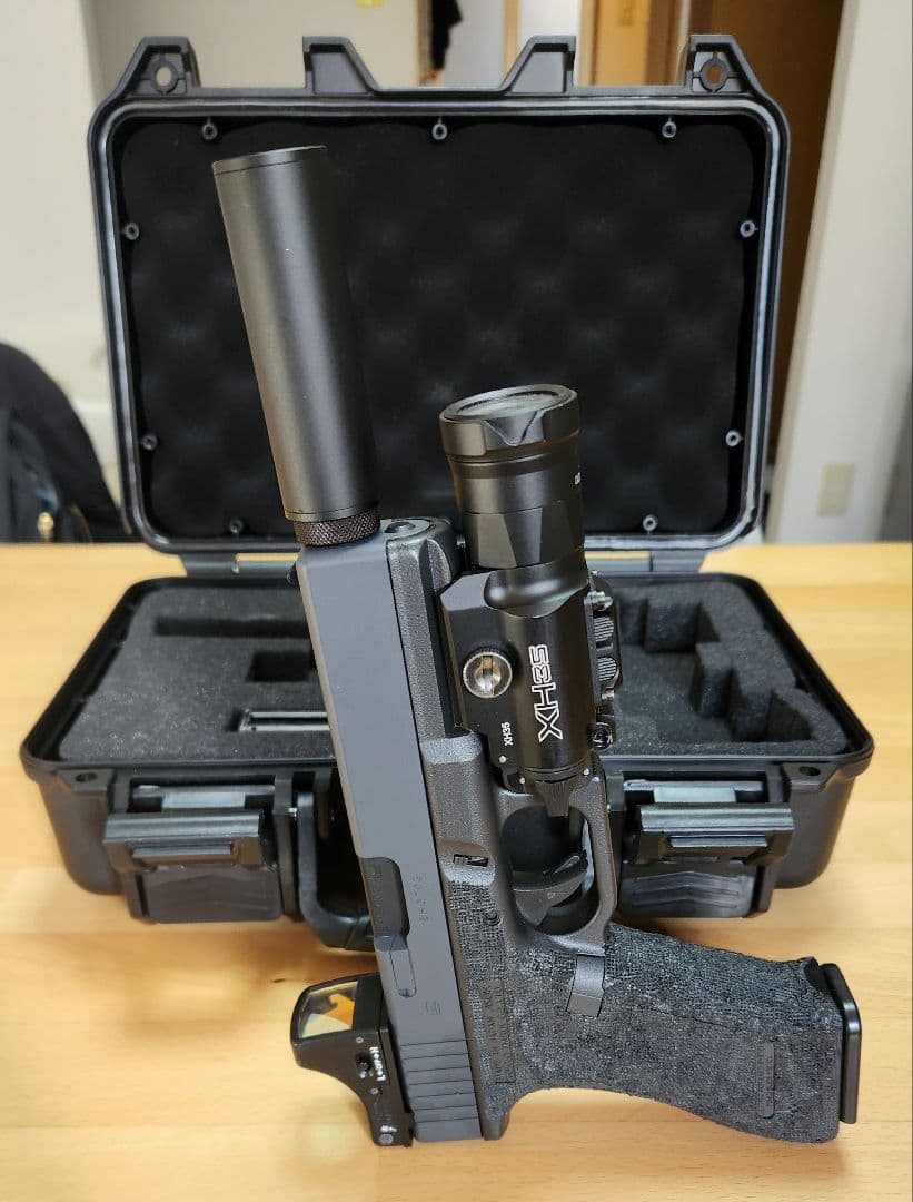 東京マルイ　電動　グロック　G18C