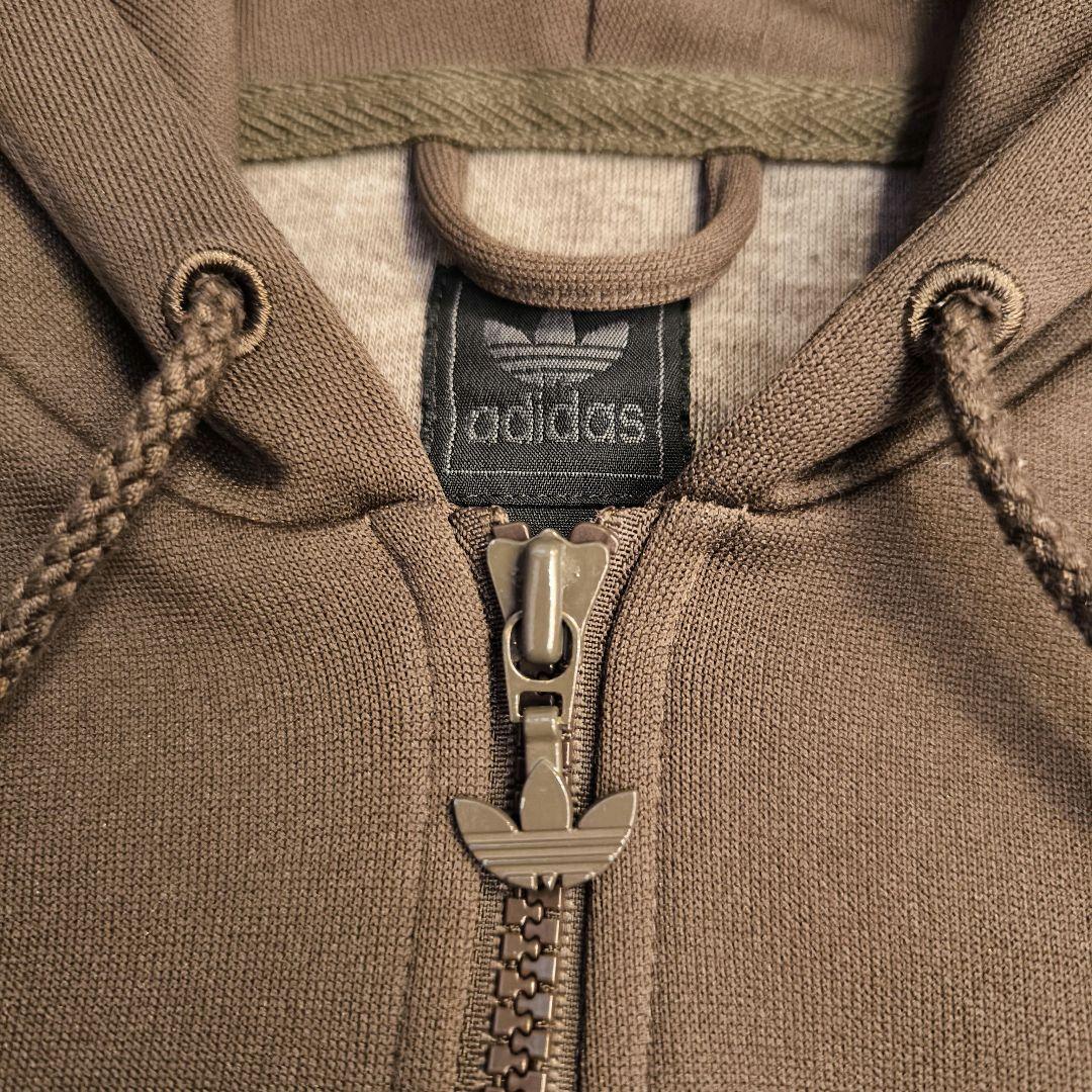 【好配色✨】 アディダス トラックジャケット フーディー y2k