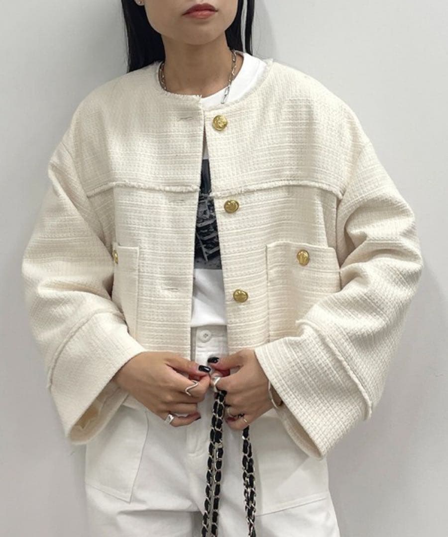 ツイードショートジャケット　ブラック　ラウンジドレス　金ボタン　長袖